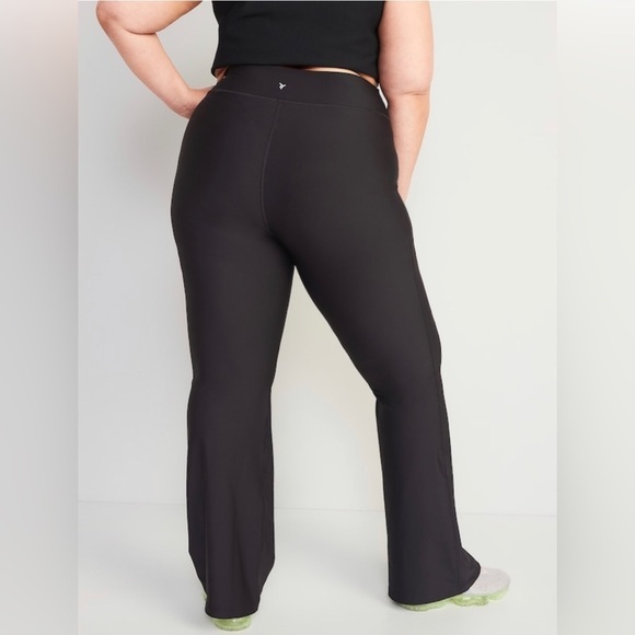 NWT! Black Extra High-Waisted PowerSoft Flare Pants for Women - Multiple 🏋️ - Picture 8 of 12